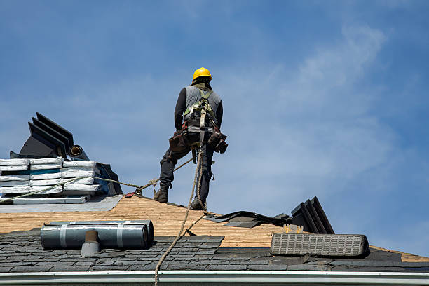 Professional Gutter Installation technician working in Glenmont, NY